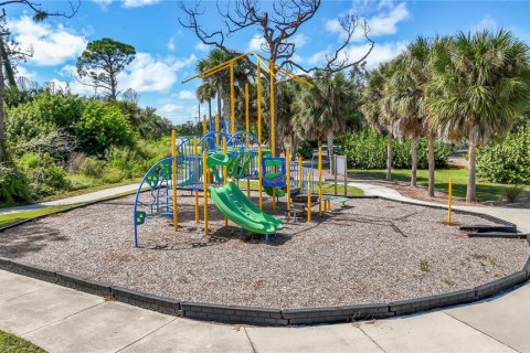 Terreno en venta en Port Charlotte, Florida № 1164395 - foto 5