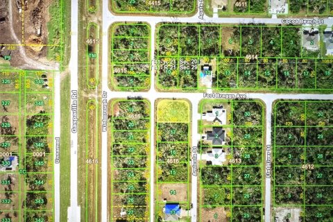 Terreno en venta en Port Charlotte, Florida № 1164395 - foto 1