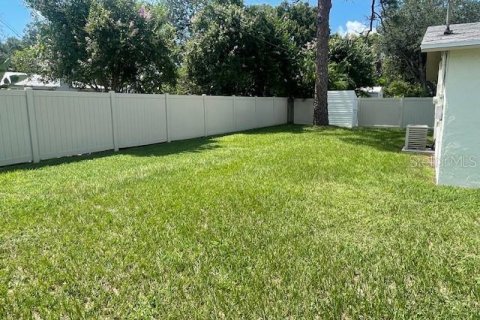 Villa ou maison à louer à Saint Petersburg, Floride: 3 chambres, 140.93 m2 № 1372956 - photo 30