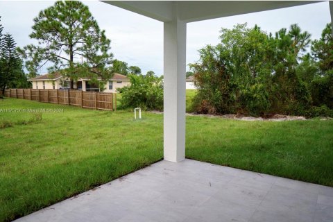 Villa ou maison à vendre à Lehigh Acres, Floride: 3 chambres № 1400227 - photo 3