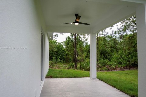 Villa ou maison à vendre à Lehigh Acres, Floride: 3 chambres № 1400227 - photo 4