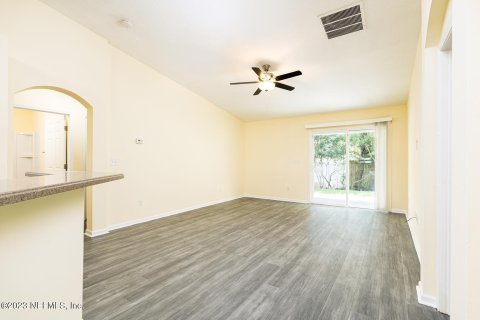 Villa ou maison à vendre à Jacksonville, Floride: 3 chambres, 142.6 m2 № 774789 - photo 4