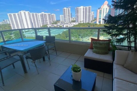 Condominio en venta en Aventura, Florida, 2 dormitorios, 153.29 m2 № 1321380 - foto 1