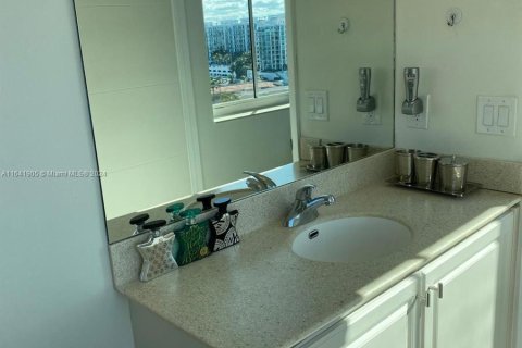 Condominio en venta en Aventura, Florida, 2 dormitorios, 153.29 m2 № 1321380 - foto 7