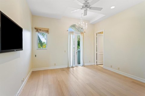 Villa ou maison à vendre à Delray Beach, Floride: 6 chambres, 539.39 m2 № 607116 - photo 14
