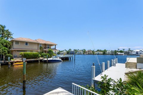 Villa ou maison à vendre à Delray Beach, Floride: 6 chambres, 539.39 m2 № 607116 - photo 3