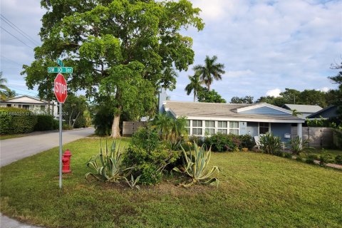 House in Fort Lauderdale, Florida 3 bedrooms, 139.82 sq.m. № 1419831 - photo 27