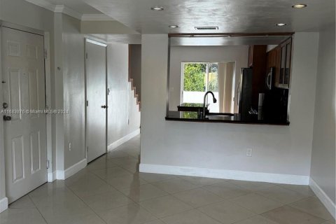 Condominio en venta en Miami, Florida, 3 dormitorios, 123.1 m2 № 1419829 - foto 6