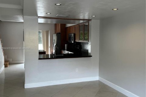 Condominio en venta en Miami, Florida, 3 dormitorios, 123.1 m2 № 1419829 - foto 5