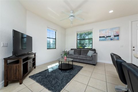 Townhouse in Orlando, Florida 3 bedrooms, 152.45 sq.m. № 1299452 - photo 11