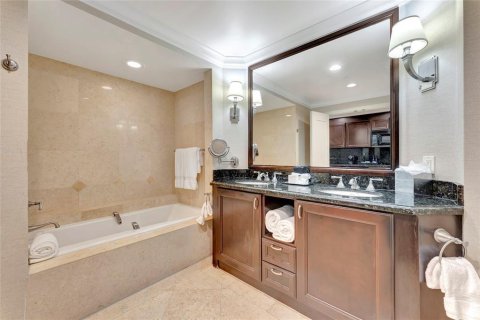 Condo in Fort Lauderdale, Florida, 1 bedroom  № 1187315 - photo 22