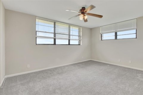 Condo in Deerfield Beach, Florida, 3 bedrooms  № 1160518 - photo 23