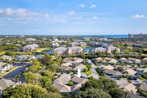 House in Jupiter, Florida 2 bedrooms, 143.07 sq.m. № 1160514 - photo 18