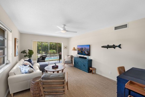 Condo in Jupiter, Florida, 2 bedrooms  № 1160515 - photo 11