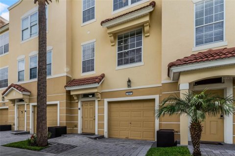 Touwnhouse à vendre à Orlando, Floride: 3 chambres, 162.21 m2 № 1314044 - photo 4