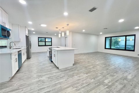 Casa en venta en Dania Beach, Florida, 3 dormitorios, 168.99 m2 № 948755 - foto 27
