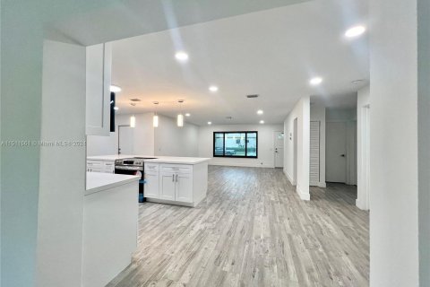 Casa en venta en Dania Beach, Florida, 3 dormitorios, 168.99 m2 № 948755 - foto 30