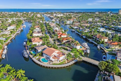 Villa ou maison à vendre à Lighthouse Point, Floride: 5 chambres, 494.89 m2 № 921101 - photo 13