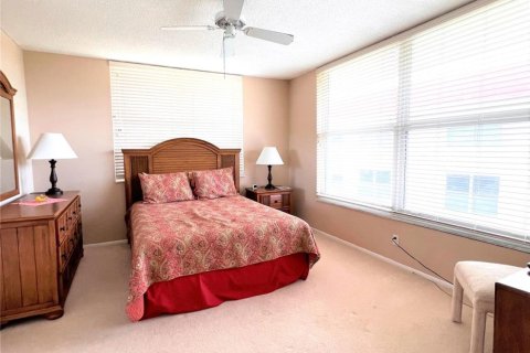 Купить кондоминиум в Лайтхаус-Пойнт, Флорида 3 спальни, 133.31м2, № 998370 - фото 14