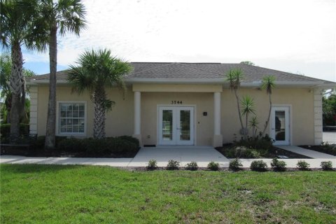 Casa en venta en North Port, Florida, 3 dormitorios, 137.22 m2 № 1170008 - foto 28