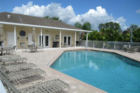 House in North Port, Florida 3 bedrooms, 137.22 sq.m. № 1170008 - photo 30