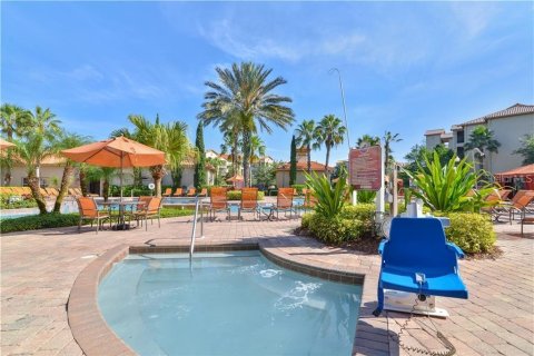 Condo in Davenport, Florida, 1 bedroom  № 1312669 - photo 26