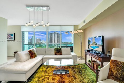 Condo in Aventura, Florida, 3 bedrooms  № 1236465 - photo 1