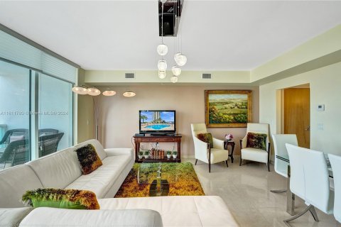 Condo in Aventura, Florida, 3 bedrooms  № 1236465 - photo 4