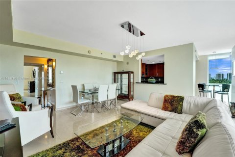 Condo in Aventura, Florida, 3 bedrooms  № 1236465 - photo 21