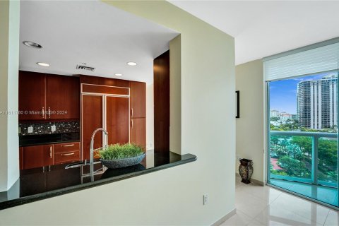 Condo in Aventura, Florida, 3 bedrooms  № 1236465 - photo 16