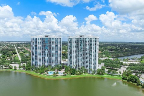 Condominio en venta en Sunrise, Florida, 3 dormitorios, 118.08 m2 № 1236466 - foto 5