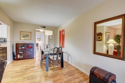 Condominio en venta en Boca Raton, Florida, 1 dormitorio, 66.43 m2 № 10279 - foto 4