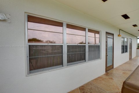 Condominio en venta en Boca Raton, Florida, 1 dormitorio, 66.43 m2 № 10279 - foto 2