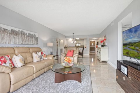 Copropriété à vendre à Pembroke Pines, Floride: 2 chambres, 108.7 m2 № 1095503 - photo 5