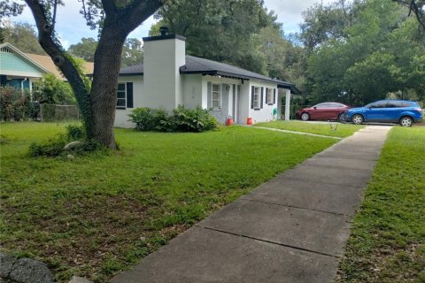 House in Tampa, Florida 3 bedrooms, 102.01 sq.m. № 1403175 - photo 3