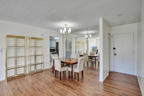 Condo in Sunny Isles Beach, Florida, 1 bedroom  № 1331058 - photo 7