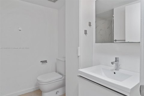 Copropriété à vendre à Miami Beach, Floride: 1 chambre, 42.18 m2 № 1331544 - photo 8