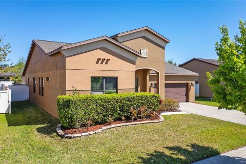 Casa en venta en Kissimmee, Florida, 4 dormitorios, 209.22 m2 № 1083201 - foto 4