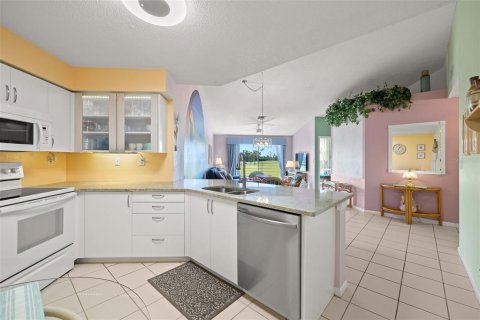 Condominio en venta en Saint Petersburg, Florida, 2 dormitorios, 106.37 m2 № 1403312 - foto 12