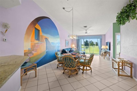 Condominio en venta en Saint Petersburg, Florida, 2 dormitorios, 106.37 m2 № 1403312 - foto 13