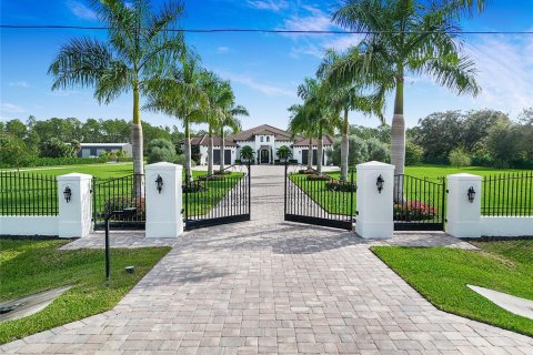 Villa ou maison à vendre à Naples, Floride: 4 chambres, 395.48 m2 № 916478 - photo 7