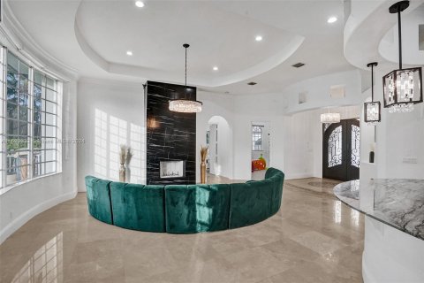 Villa ou maison à vendre à Davie, Floride: 9 chambres, 521.46 m2 № 1185769 - photo 22