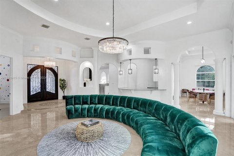 Villa ou maison à vendre à Davie, Floride: 9 chambres, 521.46 m2 № 1185769 - photo 23