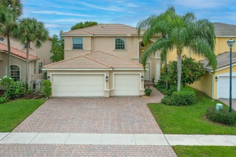 House in Lake Worth, Florida 5 bedrooms, 310.85 sq.m. № 842049 - photo 6