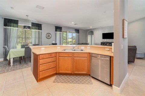 Villa ou maison à vendre à Kissimmee, Floride: 5 chambres, 301.75 m2 № 1286972 - photo 15