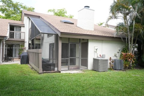 Townhouse in Plantation, Florida 2 bedrooms, 126.35 sq.m. № 1081018 - photo 7
