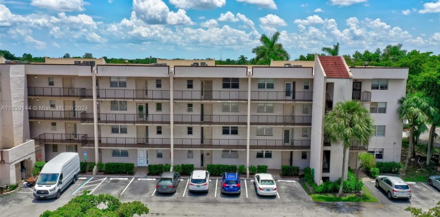 Condo in Sunrise, Florida, 2 bedrooms  № 1311071