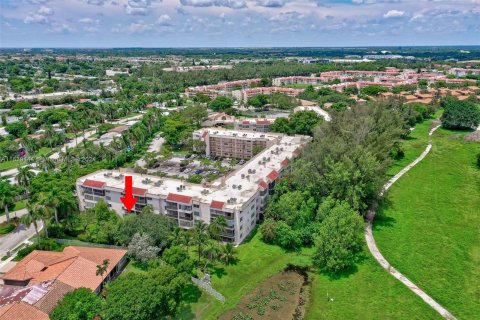 Condo in Sunrise, Florida, 2 bedrooms  № 1311071 - photo 26