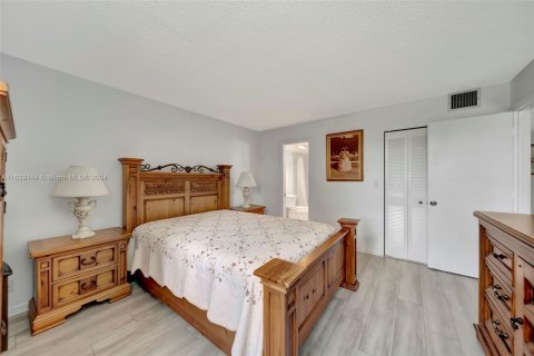 Copropriété à vendre à Sunrise, Floride: 2 chambres, 107.95 m2 № 1311071 - photo 12