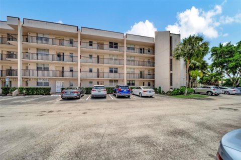 Copropriété à vendre à Sunrise, Floride: 2 chambres, 107.95 m2 № 1311071 - photo 27